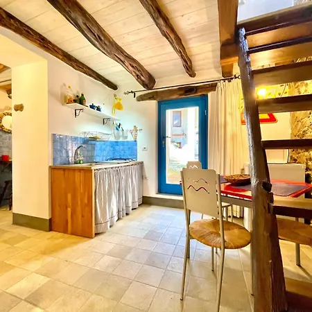 Il Carrubo With Jacuzzi & Sauna - Tiny House Apartment *